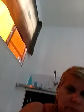 Snapshot of flavinhasensual chatting on 11/30/25, 02:10 flavinhasensual online show from 11/30/25, 02:10