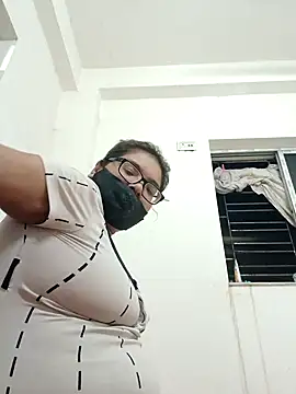 Elie couple143 online show from 09/13/25, 04:40