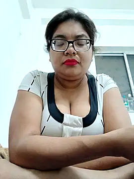 Elie couple143 online show from 11/19/25, 08:09