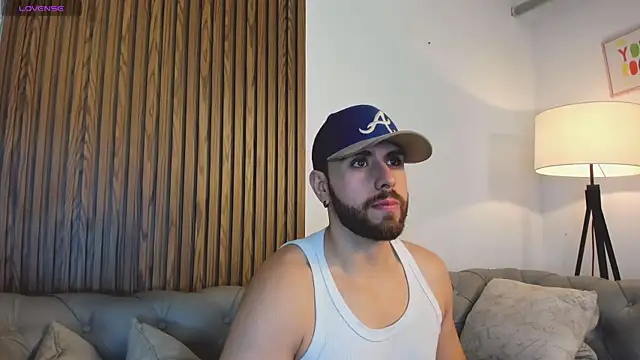 Maximo Wolff online show from 04/14/26, 07:53