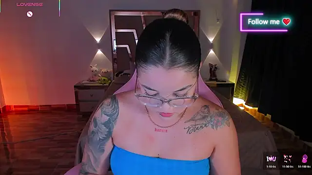 lunaarose online show from 02/03/26, 06:40