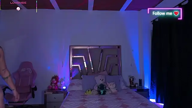 lunaarose online show from 03/04/26, 03:12