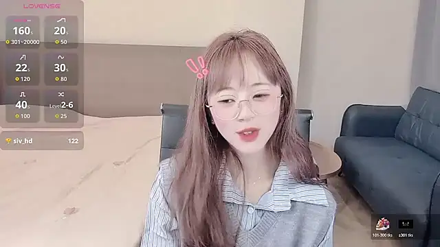 nini a online show from 10/24/25, 10:55