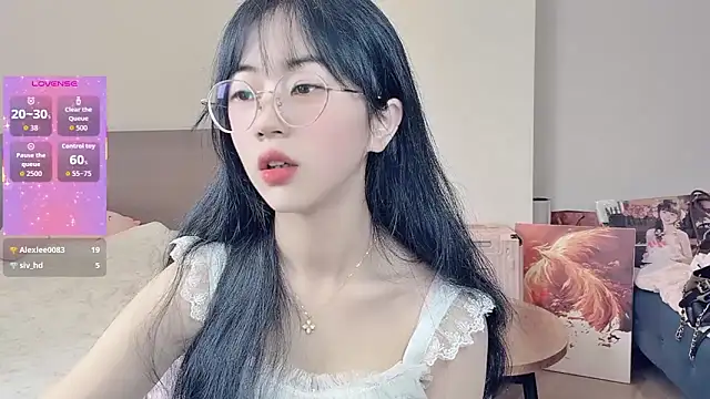 nini a online show from 02/13/26, 05:47