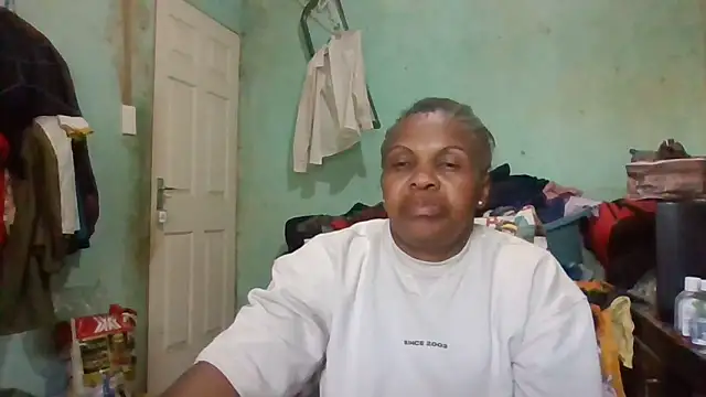 Nicky52 online show from 09/17/25, 03:14