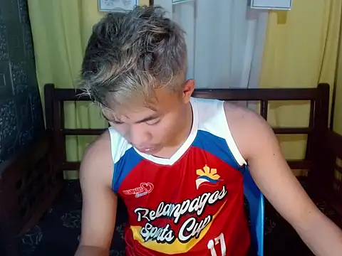 mostwantedtwink online show from 04/22/26, 08:43