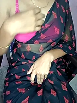 Nidhi lovely online show from 04/04/26, 02:21