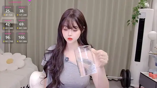 uikyy1 online show from 05/01/26, 02:10