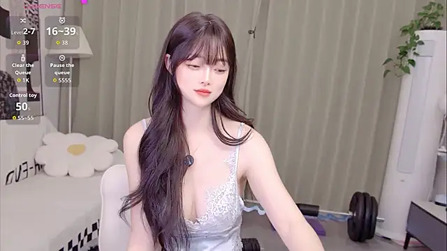 uikyy1 online show from 05/15/26, 08:10