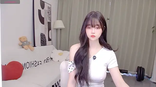 uikyy1 online show from 05/18/26, 07:14