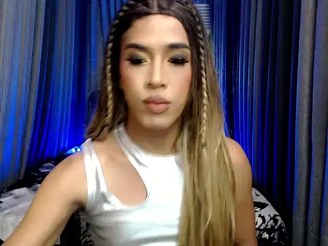 Yourscarlette Slut online show from 11/11/25, 06:02