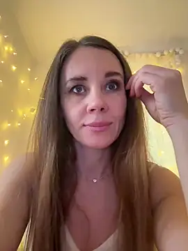 LucieMack online show from 02/01/26, 01:20