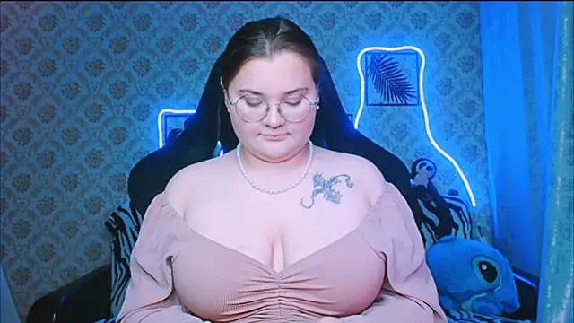 Snapshot of InLoveWithLife26 chatting on 09/24/25, 07:50 InLoveWithLife26 online show from 09/24/25, 07:50