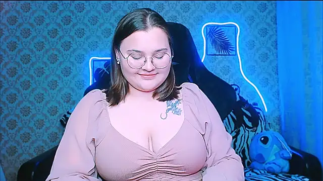 Snapshot of InLoveWithLife26 chatting on 10/01/25, 07:20 InLoveWithLife26 online show from 10/01/25, 07:20