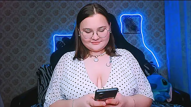 Snapshot of InLoveWithLife26 chatting on 10/02/25, 07:10 InLoveWithLife26 online show from 10/02/25, 07:10