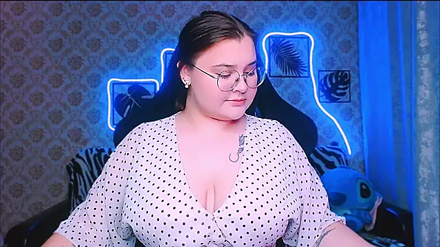 Snapshot of InLoveWithLife26 chatting on 10/22/25, 07:13 InLoveWithLife26 online show from 10/22/25, 07:13