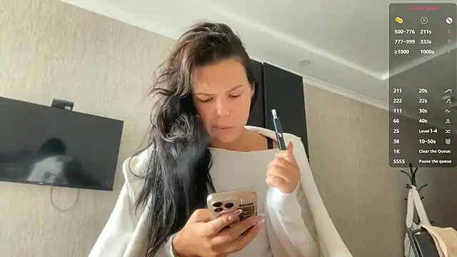 MaydaCornwall online show from 09/17/25, 06:04