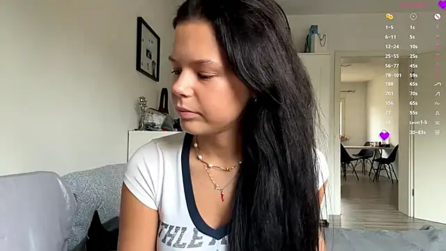 MaydaCornwall online show from 11/13/25, 08:02