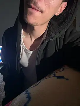 HitShelf online show from 02/12/26, 03:56