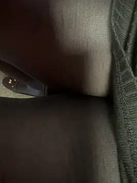 HiddenHoneyLDN online show from 12/19/25, 10:44