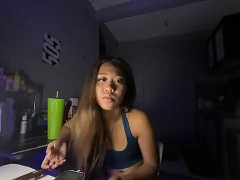 PinayLina18 online show from 05/08/26, 02:28