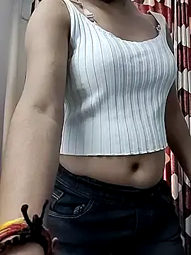 Ruhi 07 online show from 03/13/26, 04:08