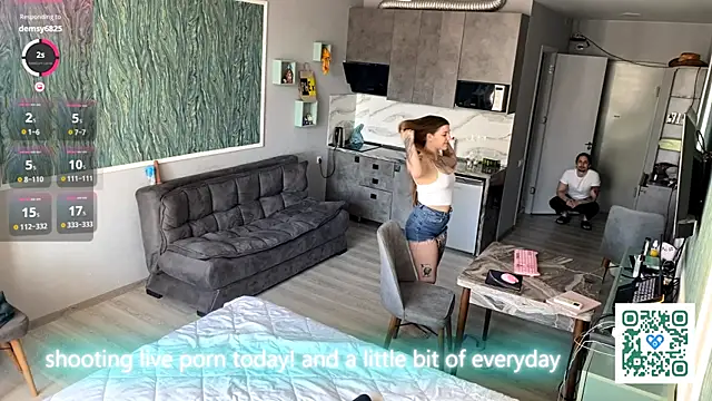 VelvetMiley online show from 04/25/26, 01:41