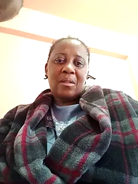 Snapshot of HUGEASSXXXXX chatting on 09/30/25, 05:56 HUGEASSXXXXX online show from 09/30/25, 05:56