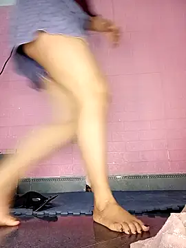 Rose 194 online show from 10/16/25, 01:12