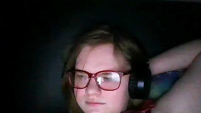 Moonolighta online show from 01/17/26, 02:55