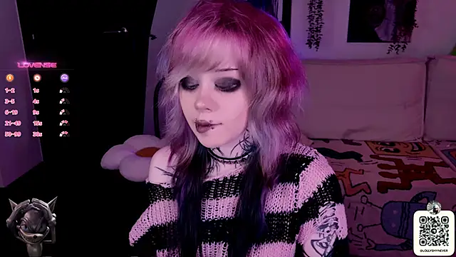 Lollyshy online show from 10/20/25, 01:00