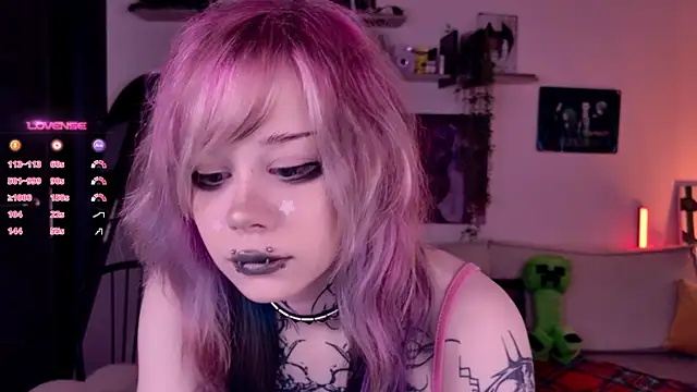 Lollyshy online show from 11/04/25, 10:47