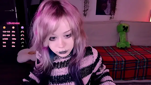 Lollyshy online show from 11/16/25, 10:32