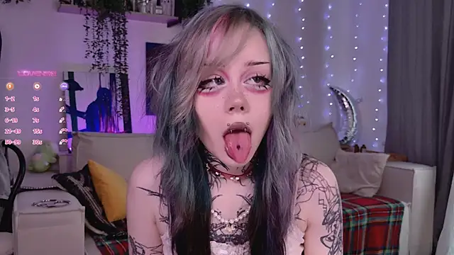 Lollyshy online show from 02/04/26, 09:37