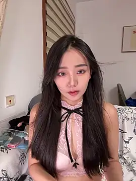 Snapshot of jiajia_L chatting on 09/24/25, 01:03 jiajia L online show from 09/24/25, 01:03