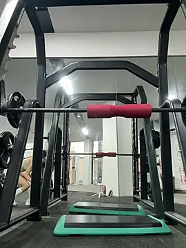 jiajia L online show from 03/04/26, 10:10