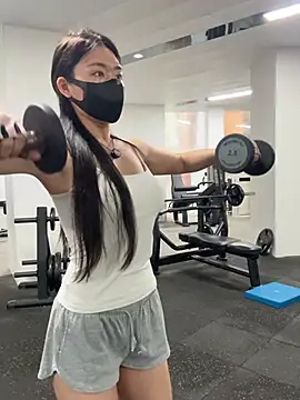 jiajia L online show from 04/22/26, 09:44