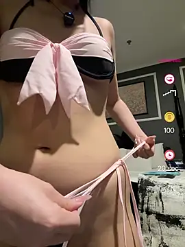 jiajia L online show from 05/17/26, 02:57