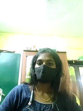 Snapshot of Honey_rosetamil chatting on 10/10/25, 12:31 Honey rosetamil online show from 10/10/25, 12:31