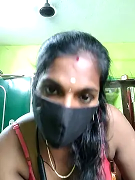 Snapshot of Honey_rosetamil chatting on 10/13/25, 06:57 Honey rosetamil online show from 10/13/25, 06:57