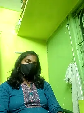 Snapshot of Honey_rosetamil chatting on 10/14/25, 06:31 Honey rosetamil online show from 10/14/25, 06:31