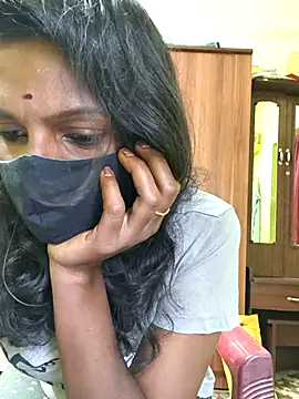 Snapshot of Honey_rosetamil chatting on 11/04/25, 05:28 Honey rosetamil online show from 11/04/25, 05:28