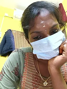 Snapshot of Honey_rosetamil chatting on 11/18/25, 12:53 Honey rosetamil online show from 11/18/25, 12:53