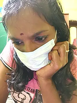 Snapshot of Honey_rosetamil chatting on 11/25/25, 07:25 Honey rosetamil online show from 11/25/25, 07:25