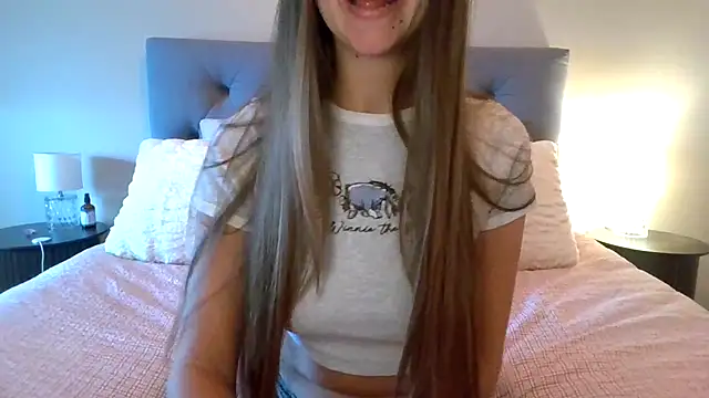 TaylorWest62 online show from 10/18/25, 01:56