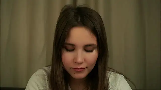 EthalFlowers online show from 10/28/25, 01:53