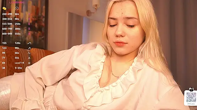 LilianBenskin online show from 11/21/25, 06:01