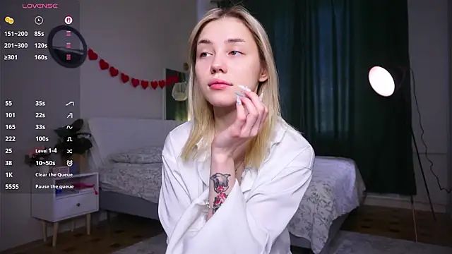 LilianBenskin online show from 03/09/26, 06:28