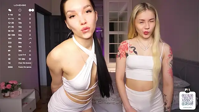 LilianBenskin online show from 04/25/26, 06:38