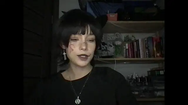 Yuna5343 online show from 09/17/25, 09:38